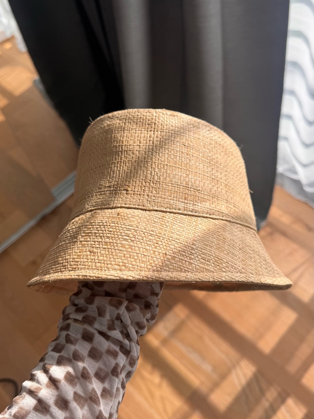 Prada Beige Straw Bucket Hat with Black Logo Plaque - Picture 2 of 5